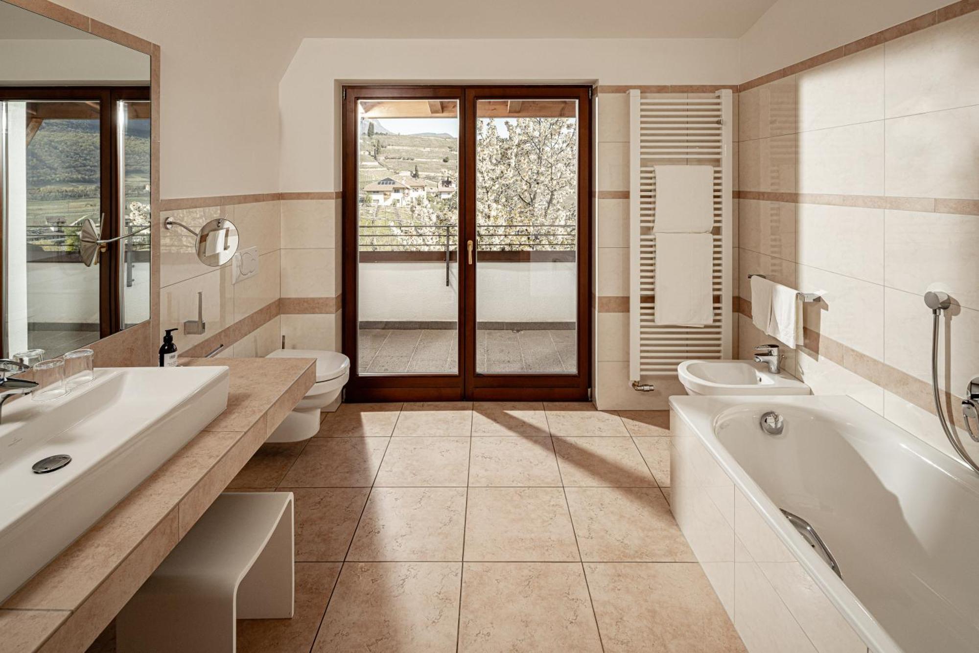 Hotel Haus Am Hang Кальдаро Номер фото